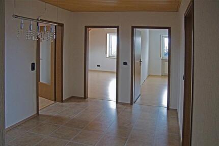 2-Zimmer-Einliegerwohnung mit grossem Balkon - Hof Altstadt