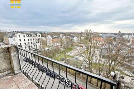 Wohnung zum Mieten in Chemnitz 471,00 € 104.68 m²