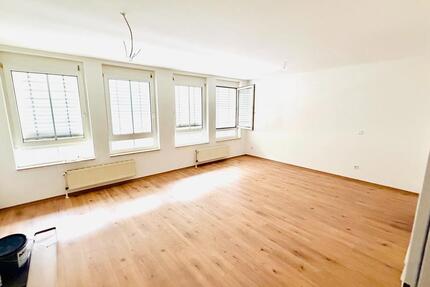 Helle 1-Zimmerwohnung im Hennigsdorfer Zentrum 750 warm