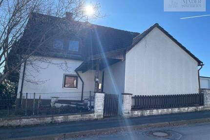 Einfamilienhaus in ruhiger Lage mit viel Potenzial - Marktleugast / Mannsflur