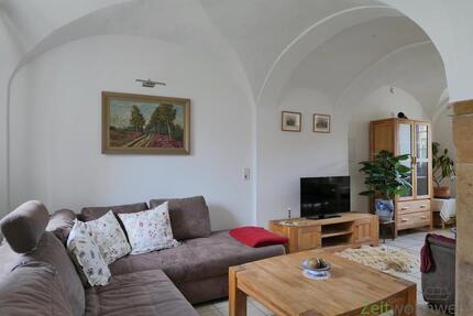 (EF1232_M) Dresden: Pirna, interessante möblierte Wohnung mit Gewölbedecken, Fußbodenheizung und Terrasse, WLAN