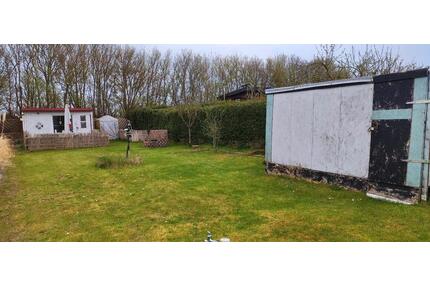 Eingezäunter Kleingarten - 3.300,00&nbsp;EUR Kaltmiete, ca.&nbsp; 0,00&nbsp;m&sup2; in Heiligenhafen (PLZ: 23774)