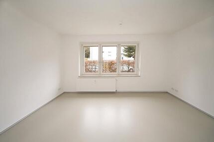 Großzügige 4-Raumwohnung mit Garten im Erdgeschoss - Eisleben (Lutherstadt)