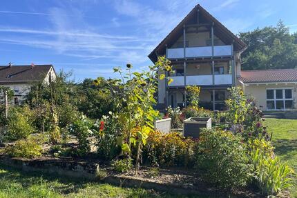 Großzügige Mietwohnung 140qm - 1.200,00&nbsp;EUR Kaltmiete, ca.&nbsp; 140,00&nbsp;m&sup2; in Billigheim (PLZ: 74842)