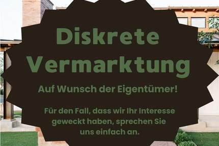 Gepflegtes Mehrfamilienhaus mit 3 Wohneinheiten, 1 Doppelgarage und 1 Stellplatz. Voll vermietet! - Alteglofsheim