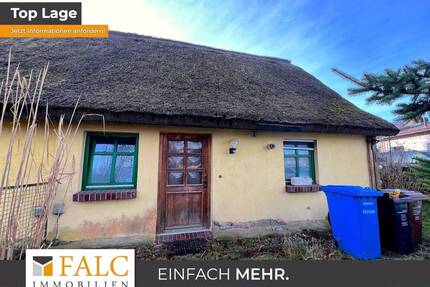 Kleine Doppelhaushälfte mit großem Grundstück in zentraler Lage - Patzig