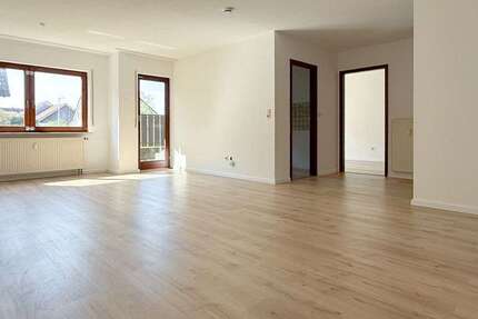 Wohnung zum Kaufen in Welzheim 157.000,00 € 58.33 m²