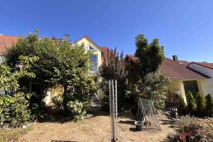 Haus zum Mieten in Lappersdorf 1.550,00 € 135 m²