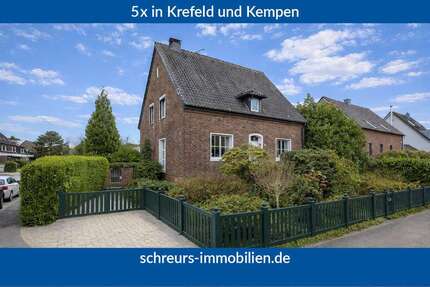 Haus zum Kaufen in Krefeld 570.000,00 € 145.74 m²