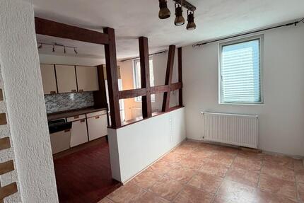 4ZKB in Cramberg - 600,00&nbsp;EUR Kaltmiete, ca.&nbsp; 101,00&nbsp;m&sup2; in Gückingen (PLZ: 65558)