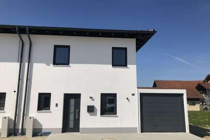Haus zum Mieten in Tiefenbach 1.380,00 € 130 m²