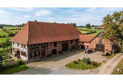 Haus mit ehemaligem Hof - 1.500.000,00&nbsp;EUR Kaufpreis, ca.&nbsp; 350,00&nbsp;m&sup2; in Bad Wurzach (PLZ: 88410)