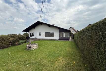 Haus zum Kaufen in Vettelschoß - Kalenborn 419.000,00 € 220 m²