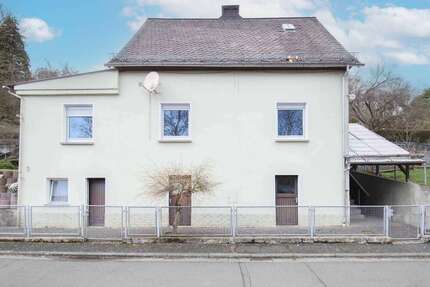 Haus zum Kaufen in Dillenburg 140.000,00 € 109.71 m²