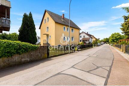 ***solides Mehrfamilienhaus in gewachsener Lage*** - Schwandorf / Dachelhofen
