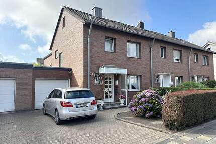 Haus zum Kaufen in Eschweiler Dürwiß 389.000,00 € 142.12 m² - Eschweiler / Dürwiß