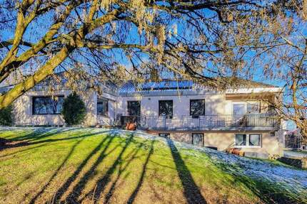 Exklusiver Bungalow in exklusiver Lage - mit Einliegerwohnung & parkähnlichem Grundstück - Denkendorf Dörndorf