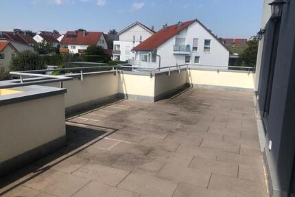 Traumhafte 3 Zimmer- Penthousewohnung in Biberach 5 Linden mit Dachterrasse - Biberach an der Riß