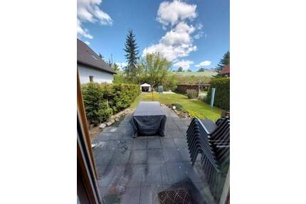 Alleinauftrag in Weststaaken: Gepflegte, verkehrsgünstige 5 Zimmer in ruhiger Seitenstraße. Kelleraußentreppe ! . - Berlin Spandau