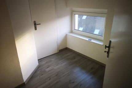 Maisonette Wohnung 124 m2 in Duisburg 47226 zu vermieten.