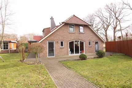 Lichtdurchfluteter Wohntraum in ruhiger Lage - Uplengen Großsander