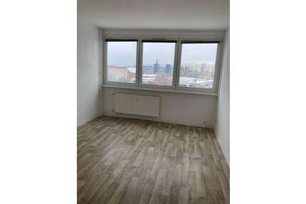 Wohnung zum Mieten in Neubrandenburg 250,00 € 24 m²