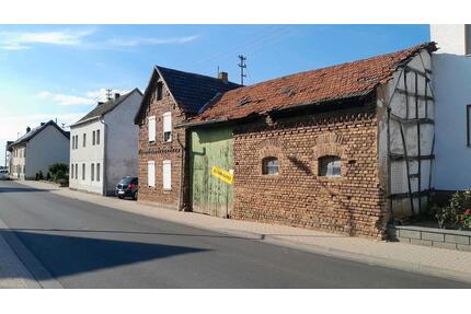 Alter Bauernhof mit großem Grundstück - Wachtberg