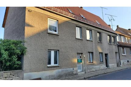 einfache Wohnung mit Ofenheizung - Weimar Ehringsdorf