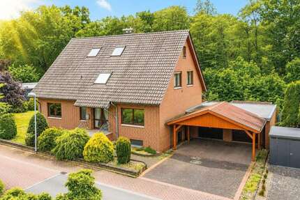 Haus zum Kaufen in Löhne 598.000,00 € 301 m²