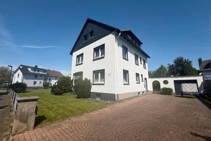 Gepflegtes Zweifamilienhaus mit Eigentumsgrundstück von Privat - Hameln Kernstadt