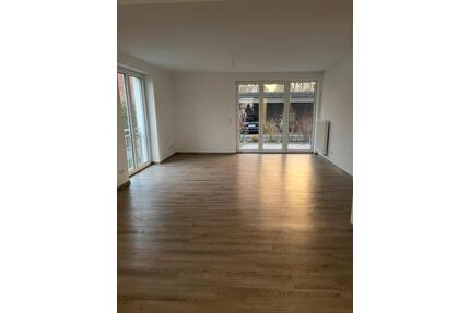Wohnung zu Vermieten! - 770,00&nbsp;EUR Kaltmiete, ca.&nbsp; 81,00&nbsp;m&sup2; in Flieden (PLZ: 36103)