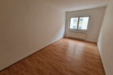 Wohnung zum Mieten in Gera 300,00 € 45.35 m²
