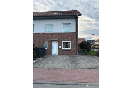 Reihenhaus in Buxtehude mit 6 Zimmer zur Miete