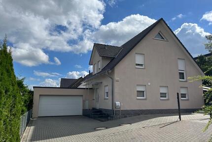 Wunderschönes Einfamilienhaus - 455.000,00&nbsp;EUR Kaufpreis, ca.&nbsp; 177,00&nbsp;m&sup2; in Salzgitter (PLZ: 38226)