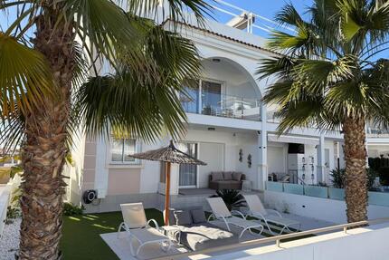 Luxuriöses Appartement mit PV Anlage, Garten & Gem. Pool - Garbsen