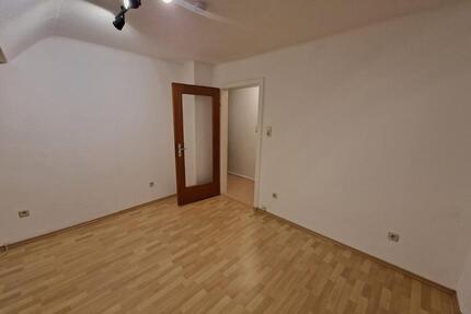 2 ZKB, Christoph-Knorr-Str., Zweibrücken ab 01.04.2026 frei!!