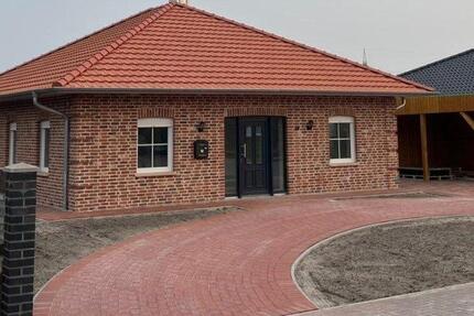 Vermietung von HausBungalowWohnung mit Garten - Erstbezug - Lathen