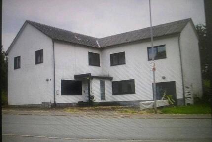 Schönes Haus mit Potenzial - 12.345.678,00&nbsp;EUR Kaufpreis, ca.&nbsp; 263,00&nbsp;m&sup2; in Waldeck (PLZ: 34513)