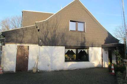 Haus zum Kaufen in Neuss 220.000,00 € 116 m²