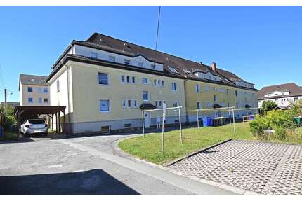 Wohnung zum Mieten in Oberlungwitz 393,00 € 66 m²