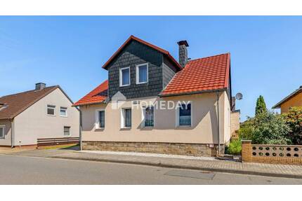 Familienfreundliches Eigenheim mit Nebenhaus, Terrasse und Carport - Grafhorst