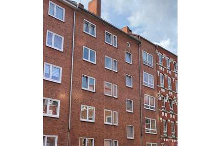 Wohnung zum Kaufen in Kiel 145.900,00 € 54.8 m²