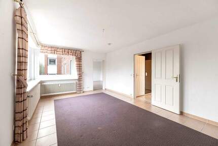 Bremerhaven-Geestemünde Gepflegte 2-Zimmer-Wohnung mit Aufzug und eigenem Stellplatz