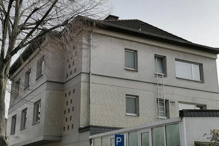 Gepflegte 3-Raum-Wohnung mit Balkon in Düren