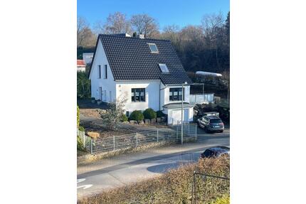 Einfamilienhaus - 449.000,00&nbsp;EUR Kaufpreis, ca.&nbsp; 101,50&nbsp;m&sup2; in Meinerzhagen (PLZ: 58540)