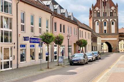 Wohnung zum Mieten in Gransee 3.700,00 € 374.62 m²