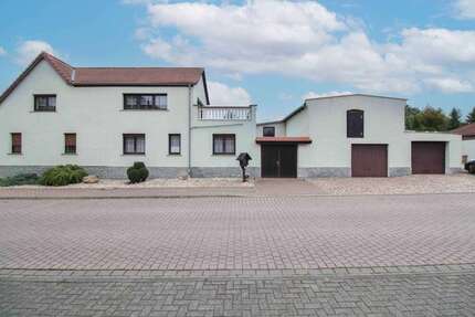 Haus zum Kaufen in Könnern 280.000,00 € 200.15 m²