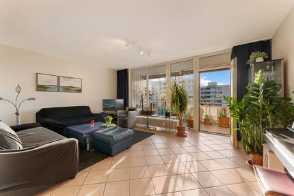 Familienfreundliche 4-Zimmer-Maisonette-Wohnung mit Balkon und Tiefgarage! - Köln Junkersdorf