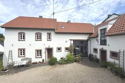 Haus zum Kaufen in Üxheim Niederehe (Vulkaneifel) 458.000,00 € 313.65 m²
