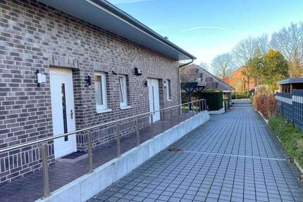 Haus zum Mieten in Hamburg 2.500,00 € 151.38 m²